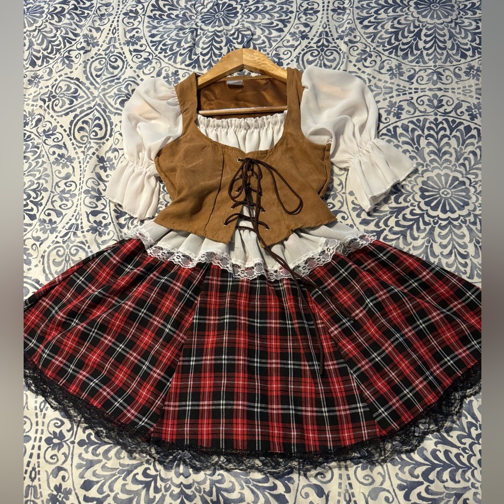 Spirit Halloween Costume Sz M Medium Sexy Irish Wench
